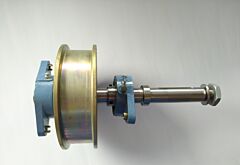 FAHRANTRIEBSWELLE VORMONTAGE