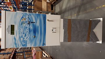 Gehäuse mit Münzprüfer und Display